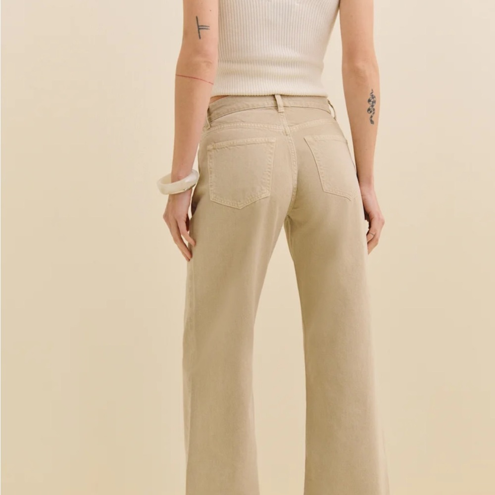 Reformation Cary low rise, slouchy wide leg jeans - sand dollar - Picture 7 of 7